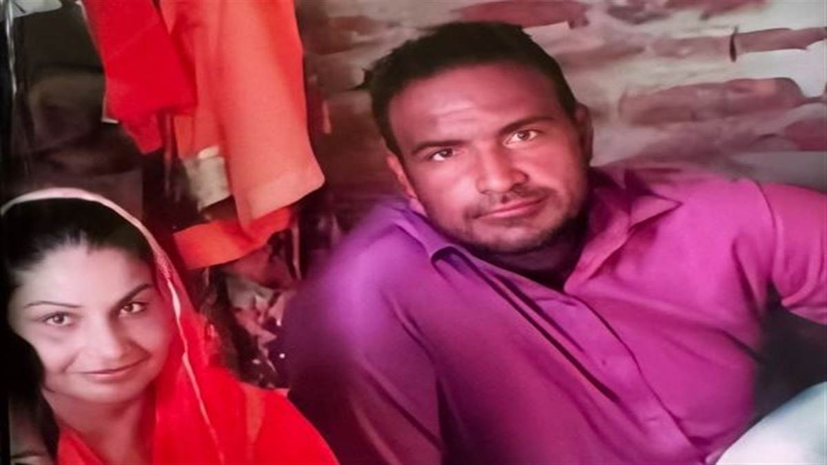 Sad News : ਹੁਸ਼ਿਆਰਪੁਰ 'ਚ ਅਣਪਛਾਤੇ ਵਾਹਨ ਤੇ ਮੋਟਰਸਾਈਕਲ ਦੀ ਟੱਕਰ, ਪਤੀ-ਪਤਨੀ ਦੀ ਮੌਤ