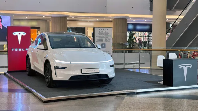 ਲੁਧਿਆਣਾ 'ਚ ਖੁੱਲ੍ਹਿਆ Tesla ਦਾ ਪਹਿਲਾ ਸਟੋਰ; ਸਿਰਫ਼ 15 ਮਿੰਟ ਚਾਰਜ ਹੋ ਕੇ 267 ਕਿਲੋਮੀਟਰ ਚੱਲੇਗੀ Model Y