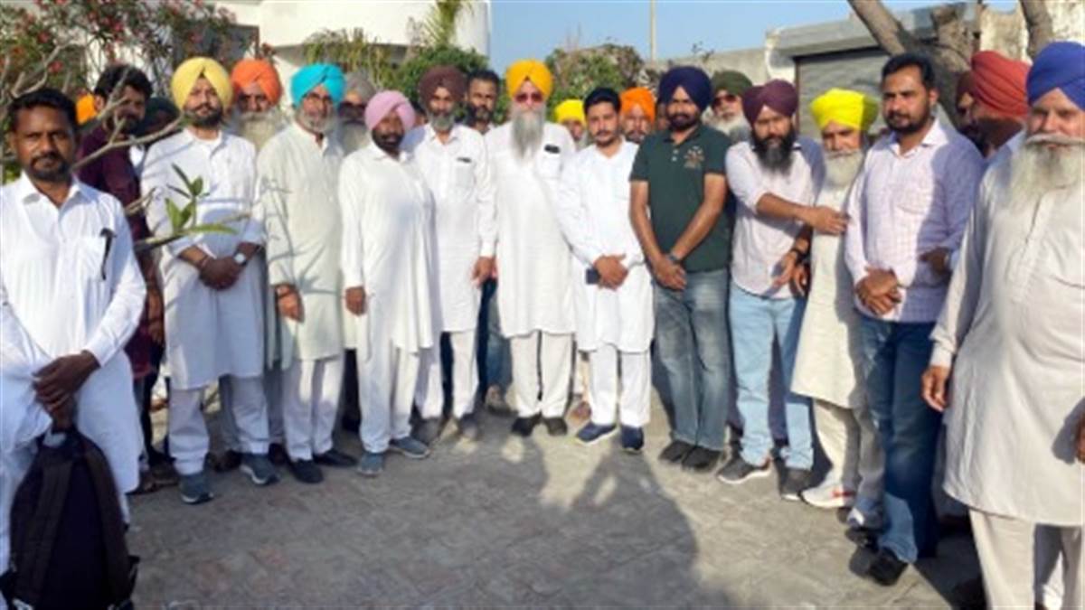 ਸਪੀਕਰ ਸੰਧਵਾਂ ਨੇ ਵਰਕਰਾਂ ਨਾਲ ਕੀਤੀ ਚਰਚਾ