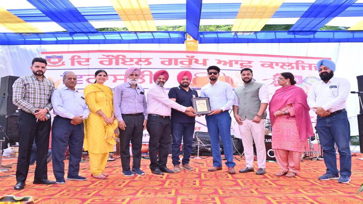 ਬੋੜਾਵਾਲ ਕਾਲਜ ਪ੍ਰਬੰਧਕਾਂ ਵੱਲੋਂ ਖਿਡਾਰੀ ਸੁਖਮੀਤ ਸਿੰਘ ਸਨਮਾਨਿਤ