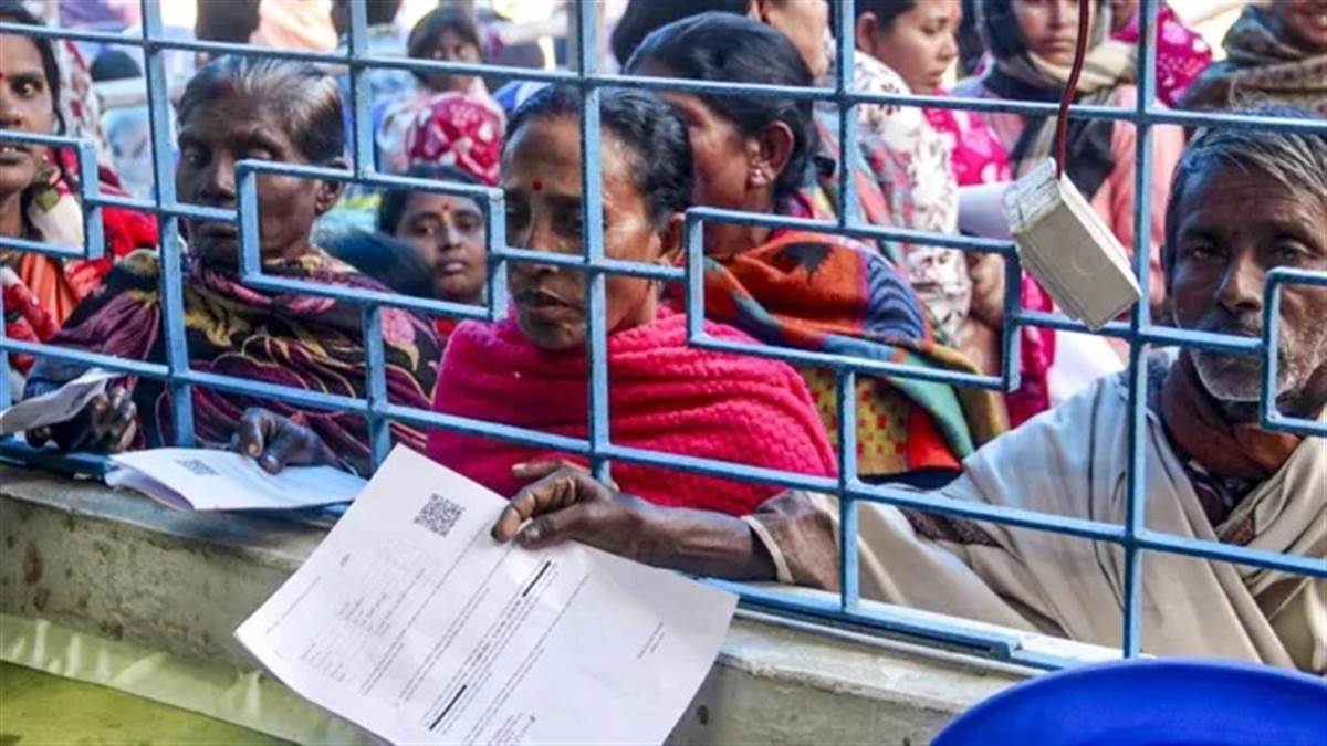 Bangal SIR ; 60 ਲੱਖ ਵਿਚਾਰ ਅਧੀਨ ਵੋਟਰਾਂ 'ਚ 27 ਲੱਖ ਅਯੋਗ... ਹੁਣ ਸੁਪਰੀਮ ਕੋਰਟ ਦੇ ਟ੍ਰਿਬਊਨਲ 'ਤੇ ਟਿਕੀਆਂ ਨਜ਼ਰਾਂ