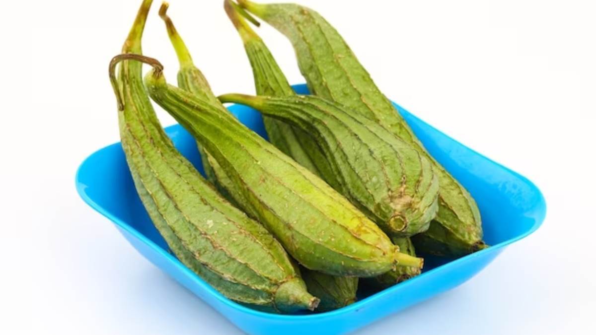 lifestyle-health-benefits-of-eating-ridge-gourd-or-torai-in-summer