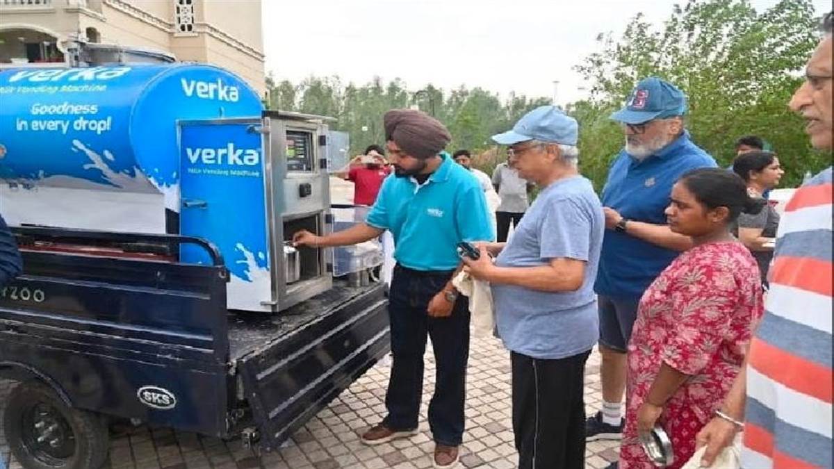 ਪੀਪੀਸੀਬੀ ਅਤੇ ਵੇਰਕਾ ਵੱਲੋਂ ਪਲਾਸਟਿਕ ਮੁਕਤ ਦੁੱਧ ਵੰਡ ਪਹਿਲ ਦੀ ਸ਼ੁਰੂਆਤ, ਰਵਾਇਤੀ ਪਲਾਸਟਿਕ ਪਾਊਚ ਨਾਲੋਂ ਦੋ ਰੁਪਏ ਪ੍ਰਤੀ ਲੀਟਰ ਸਸਤਾ ਮਿਲੇਗਾ ਦੁੱਧ