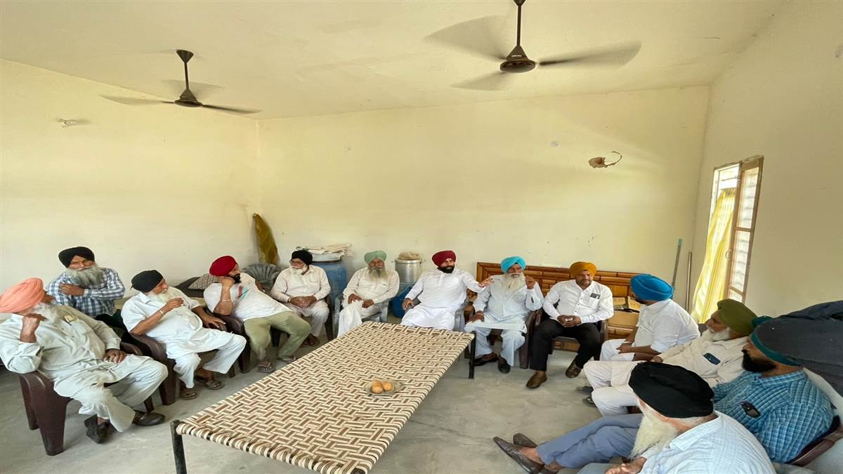 ਵਿਧਾਨ ਸਭਾ ਚੋਣਾਂ ਦੇ ਮੱਦੇਨਜ਼ਰ ਪਹਿਲਵਾਨ ਗਿੱਲ ਵੱਲੋਂ ਪਿੰਡਾਂ ’ਚ ਬੈਠਕਾਂ ਦਾ ਸਿਲਸਿਲਾ ਤੇਜ਼, ਲੋਕਾਂ ਦੀਆਂ ਮੁਸ਼ਕਿਲਾਂ ਨੂੰ ਸੁਣਿਆ