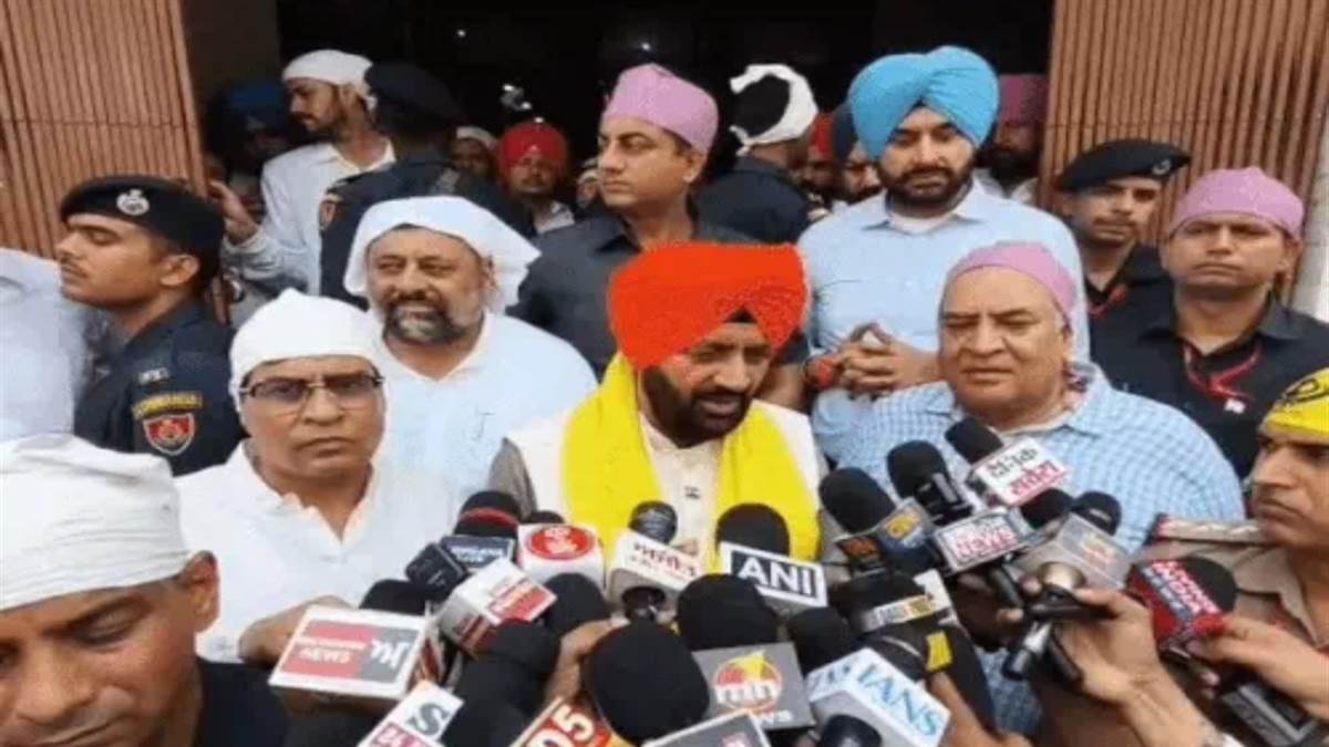 ਨਾਇਬ ਸਿੰਘ ਸੈਣੀ ਦਾ ਤਿੱਖਾ ਹਮਲਾ: ਪੰਜਾਬ ’ਚ ਝਾੜੂ ਪਹਿਲਾਂ ਹੀ ਹੋਇਆ ਤੀਲਾ-ਤੀਲਾ, ਕਾਂਗਰਸ ਤੇ ਆਪ ਨੇ ਪੰਜਾਬੀਅਤ ਦਾ ਕੀਤਾ ਸੋਸ਼ਣ