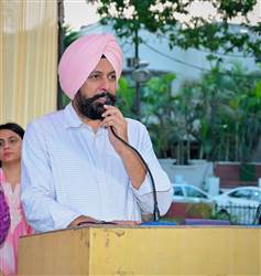 ਚੇਅਰਮੈਨ ਕਰਮਜੀਤ ਸਿੰਘ ਰਿੰਟੂ ਨੇ ‘ਲੋਕ ਮਿਲਣੀ’ ’ਚ ਦੱਸੀਆਂ ਸਰਕਾਰ ਦੀਆਂ ਪ੍ਰਾਪਤੀਆਂ