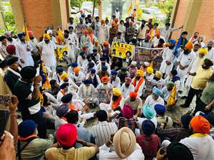 ਫ਼ਿਲਮ ਸਤਲੁਜ ਨੂੰ ਓਟੀਟੀ ਤੋਂ ਹਟਾਉਣਾ ਮਨੁੱਖੀ ਅਧਿਕਾਰਾਂ ਦੀ ਆਵਾਜ਼ ਨੂੰ ਦਬਾਉਣ ਦੀ ਕੋਸ਼ਿਸ਼