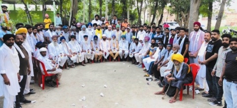 ਪੀਰ ਮੁਹੰਮਦ ਦੇ 90 ਪਰਿਵਾਰ 'ਆਪ' 'ਚ ਸ਼ਾਮਲ