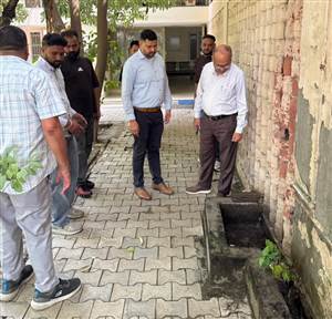 ਅੱਜ ਮੱਛਰ ਦੀ ਪੈਦਾਵਾਰ ਰੋਕਾਂਗੇ, ਤਾਂ ਕੱਲ੍ਹ ਡੇਂਗੂ ਤੋਂ ਬਚਾਂਗੇ : ਡਾ. ਪਰਾਸ਼ਰ