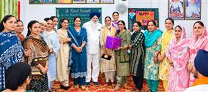 ਖ਼ਾਲਸਾ ਸਕੂਲ ’ਚ ਮਨਾਇਆ ਗਿਆ ਅਧਿਆਪਕ ਦਿਵਸ