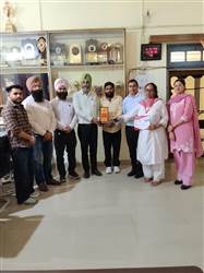 ਗੁਰੂ ਨਾਨਕ ਕਾਲਜ ਬਟਾਲਾ ਵਿਖੇ ਖ਼ੂਨਦਾਨ ਕੈਂਪ ਲਗਾਇਆ