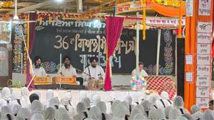 ਰਿਆੜਕੀ ਕਾਲਜ ਵਿਖੇ 36ਵੇਂ ਗਿਆਨੀ ਮੇਵਾ ਸਿੰਘ ਯਾਦਗਾਰੀ ਗੁਰਮਤਿ ਕੈਂਪ ਦਾ ਦੂਜਾ ਦਿਨ ਰੂਹਾਨੀ ਰੰਗ ਵਿੱਚ ਰੰਗਿਆ
