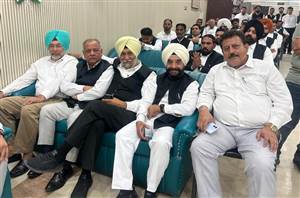 ਬਾਰ ਐਸੋਸੀਏਸ਼ਨ ਵੱਲੋਂ ਮੇਅਰ ਤੇ ਹਲਕਾ ਇੰਚਾਰਜ ਦਾ ਸਵਾਗਤ