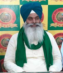 ਪਰਾਲੀ ਨਾਲ ਭਰੀਆਂ ਟਰਾਲੀਆਂ ਦੇ ਰਹੀਆਂ ਨੇ ਹਾਦਸਿਆਂ ਨੂੰ ਸੱਦਾ