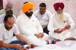 ਭਜਨ ਸੰਧਿਆ ਸੰਕਲਪ ਦੇ ਛੇਵੇਂ ਮੰਗਲਵਾਰ ਪਿੰਡ ਅਟਾਰੀ ਪਹੁੰਚੇ ਬੈਂਸ