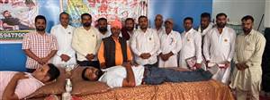ਰੱਤੇਵਾਲ ’ਚ ਖ਼ੂਨਦਾਨ ਕੈਂਪ ਲਗਾਇਆ