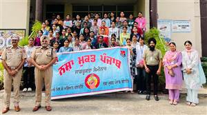 ਦੋਆਬਾ ਗਰੁੱਪ ਆਫ਼ ਕਾਲਜਿਜ਼ ’ਚ ਸੜਕ ਸੁਰੱਖਿਆ ਜਾਗਰੂਕਤਾ ਸੈਮੀਨਾਰ ਕਰਵਾਇਆ