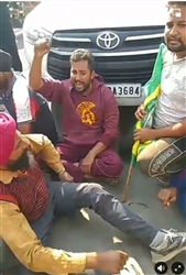 Farmer's Protest : ਮੈਂਬਰ ਪਾਰਲੀਮੈਂਟ ਪ੍ਰਨੀਤ ਕੌਰ ਦਾ ਜ਼ਬਰਦਸਤ ਵਿਰੋਧ, ਨਾਅਰੇਬਾਜ਼ੀ ਕਰਦਿਆਂ ਕਿਸਾਨਾਂ ਨੇ ਆਖੀ ਇਹ ਗੱਲ