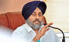ਪੈਟਰੋਲ ਵਾਂਗ ਡੀਜ਼ਲ ਵੀ ਦਸ ਰੁਪਏ ਪ੍ਰਤੀ ਲੀਟਰ ਘੱਟ ਕਰਨਾ ਚਾਹੀਦੈ : ਬਾਦਲ