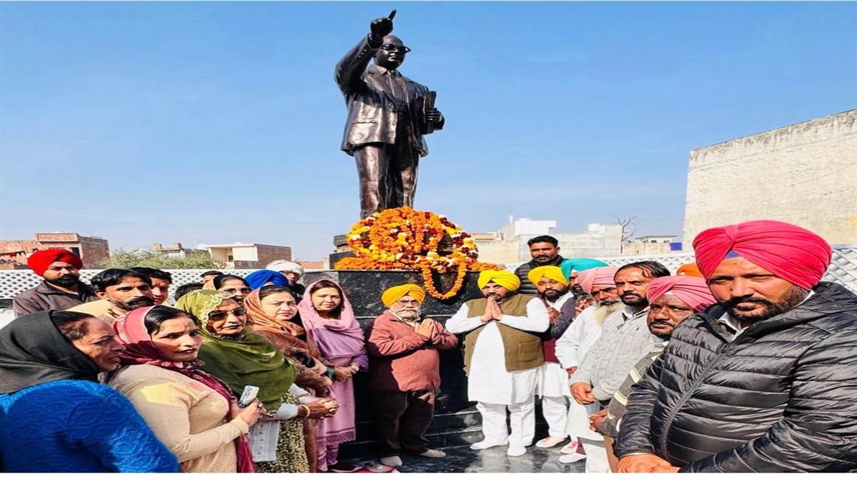 ਜੰਡਿਆਲਾ ਗੁਰੂ ਵਿਖੇ ਡਾ. ਅੰਬੇਡਕਰ ਦੀ ਮੂਰਤੀ ਸਥਾਪਿਤ
