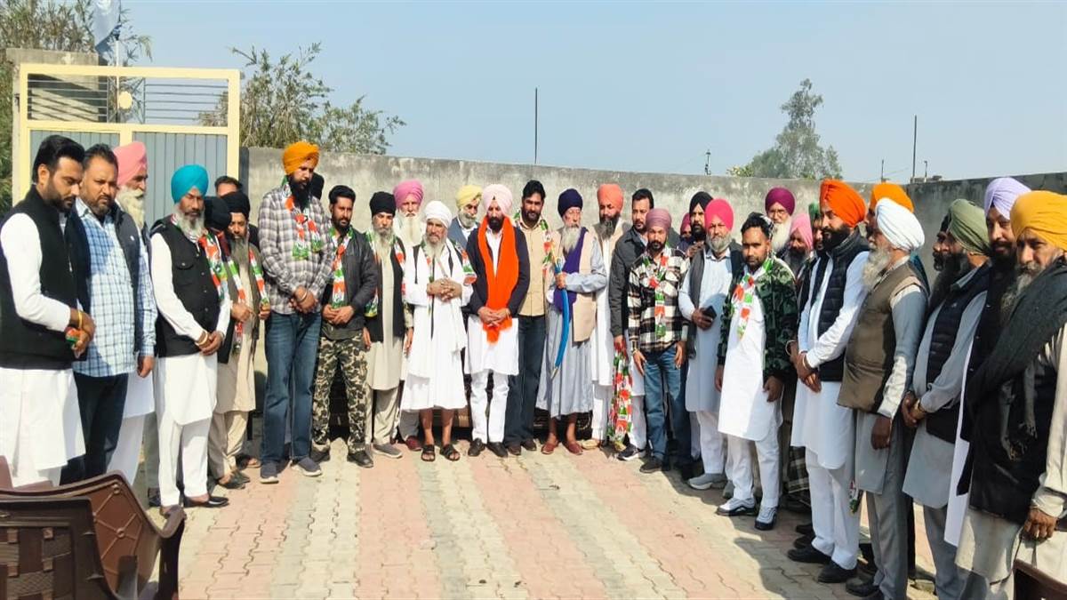 5 ਪਿੰਡਾਂ ਦੇ ਸਾਬਕਾ ਸਰਪੰਚਾਂ ਨੇ ‘ਆਪ’ ਨੂੰ ਛੱਡ ਕਾਂਗਰਸ ਦਾ ਫੜਿਆ ਪੱਲਾ