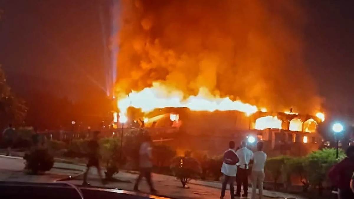 'ਬਹੁਤ ਤੇਜ਼ ਧਮਾਕੇ ਦੀ ਆਵਾਜ਼ ਆਈ ਅਤੇ ਫਿਰ...', ਗੋਆ ਦੇ ਨਾਈਟ ਕਲੱਬ ਦਾ ਖ਼ੌਫ਼ਨਾਕ ਦ੍ਰਿਸ਼