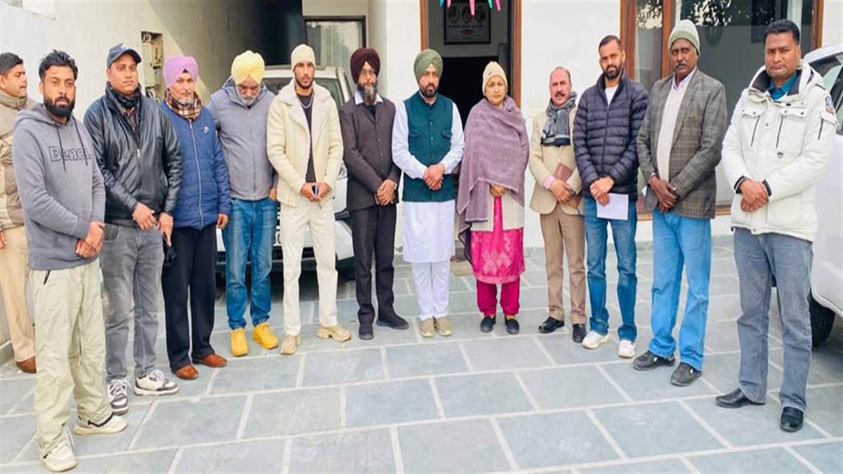 ਵਿਧਾਇਕ ਕਟਾਰੀਆ ਵੱਲੋਂ ਐੱਸਸੀ ਵਿੰਗ ਦੇ ਅਹੁਦੇਦਾਰਾਂ ਨਾਲ ਮੀਟਿੰਗ