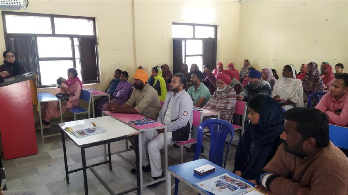 ਬੱਚਿਆਂ ਨੂੰ ਦੋਸਤ ਬਣਕੇ ਸਮਝਾਉਣਾ ਚਾਹੀਦਾ : ਪ੍ਰਿੰ. ਪਰਮਜੀਤ ਕੌਰ