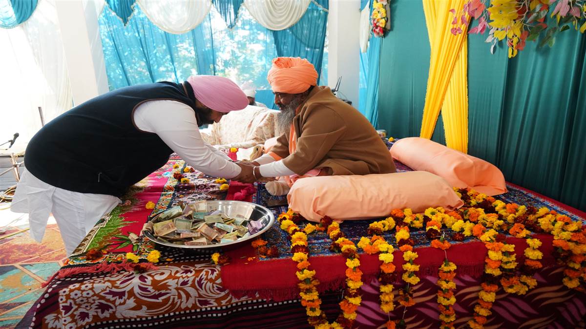 ਰਵਿਦਾਸ ਮਹਾਰਾਜ ਦੀ ਬਾਣੀ ਸਮਾਜ ਨੂੰ ਦਿਖਾਉਂਦੀ ਸਹੀ ਰਾਹ : ਬੈਂਸ