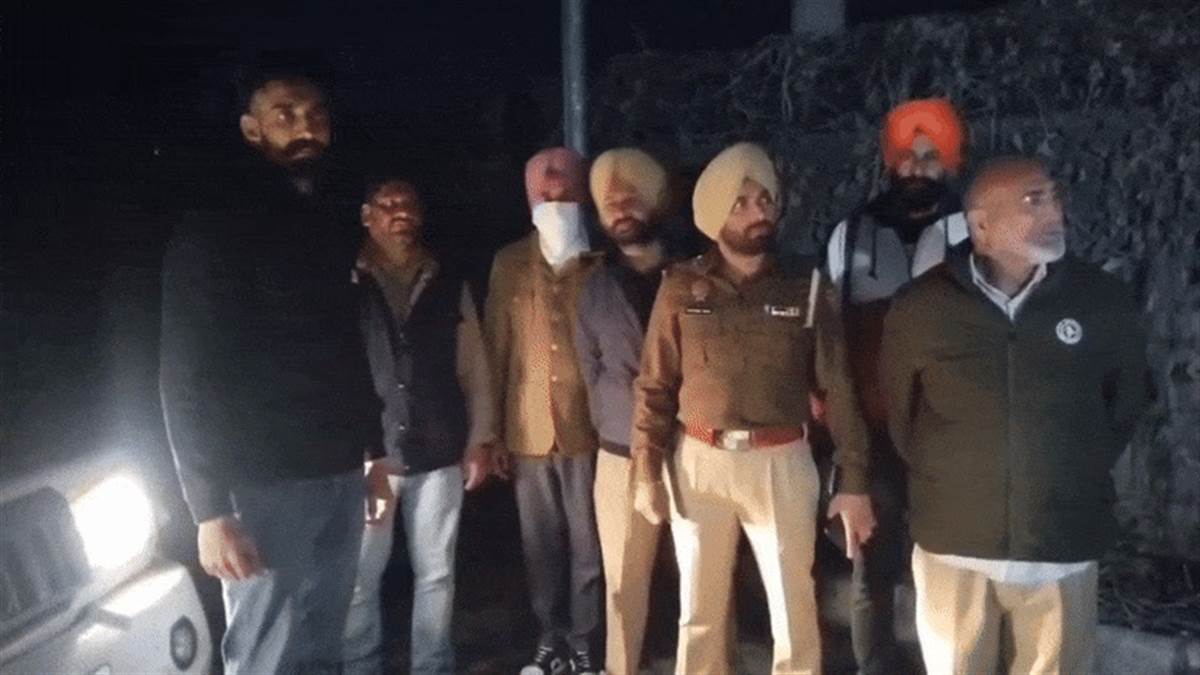 ਪੰਜਾਬ ਤੋਂ ਇਕ ਹੋਰ ਜਾਸੂਸ ਗ੍ਰਿਫ਼ਤਾਰ, ISI ਨੂੰ ਦੇ ਰਿਹਾ ਸੀ ਫ਼ੌਜ ਦੀ ਖ਼ੁਫੀਆ ਜਾਣਕਾਰੀ; ਪੁੱਛਗਿੱਛ 'ਚ ਖੋਲ੍ਹੇ ਰਾਜ਼