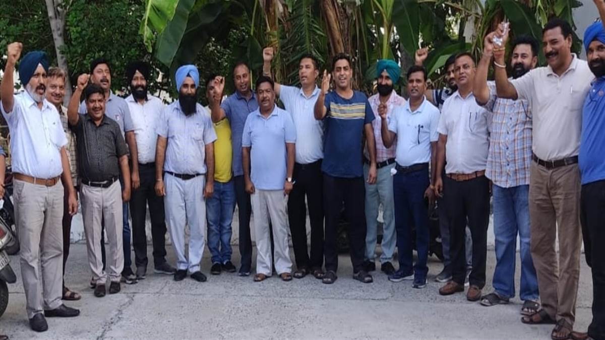 ਅਧਿਆਪਕਾਂ ’ਤੇ ਅੱਥਰੂ ਗੈਸ ਤੇ ਲਾਠੀਚਾਰਜ ਕਰਨ ’ਤੇ ਰੋਸ ਪ੍ਰਗਟਾਇਆ
