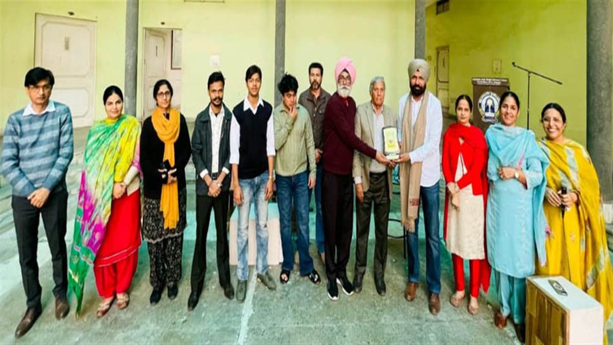 ਅਮਰਦੀਪ ਕਾਲਜ ’ਚ ਨਾਟਕ ‘ਪੀੜ੍ਹੀ ਦਰ ਪੀੜ੍ਹੀ’ ਦੀ ਸ਼ਾਨਦਾਰ ਪੇਸ਼ਕਾਰੀ