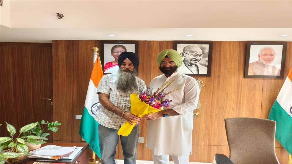 ਰਮਨਦੀਪ ਭਰੋਵਾਲ ਨੇ ਦਿੱਲੀ ਦੇ ਮੰਤਰੀ ਮਨਜਿੰਦਰ ਸਿੰਘ ਸਿਰਸਾ ਨਾਲ ਕੀਤੀਆਂ ਵਿਚਾਰਾਂ