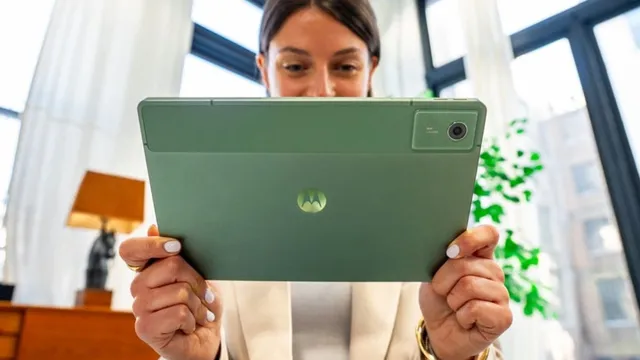 11-ਇੰਚ ਸਕ੍ਰੀਨ ਵਾਲਾ Motorola ਦਾ ਨਵਾਂ ਟੈਬਲੇਟ ਲਾਂਚ, 7040mAh ਬੈਟਰੀ ਤੇ Dolby Audio ਸਪੋਰਟ ਵੀ