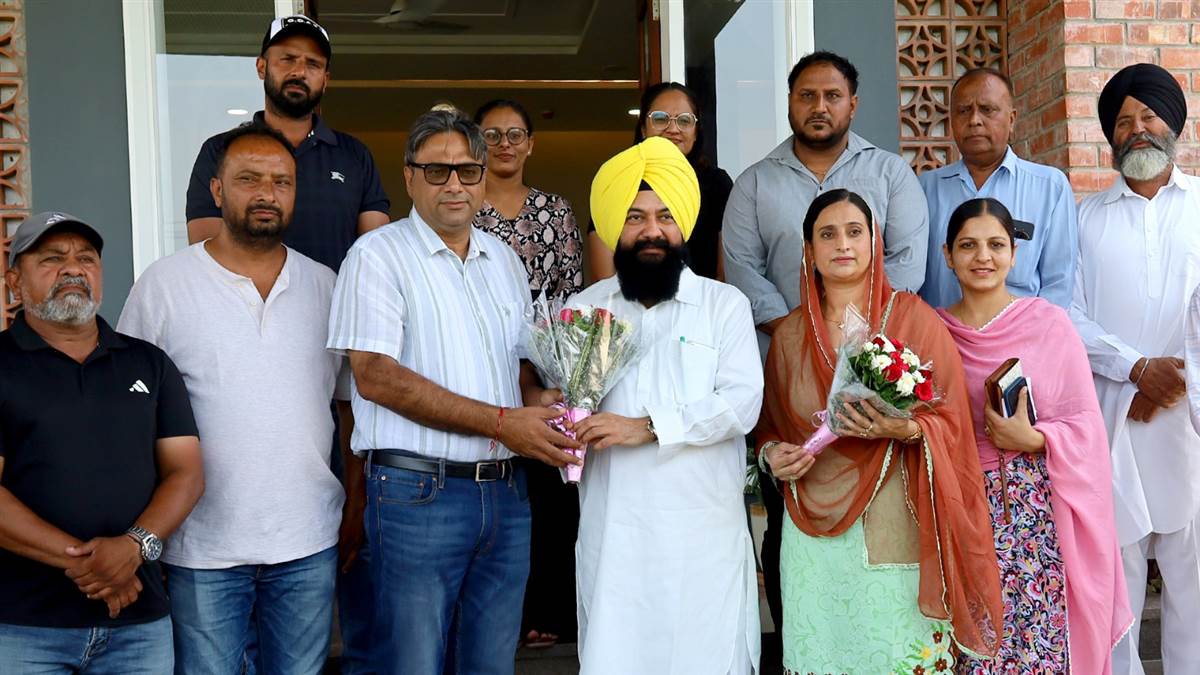 ਐੱਸਸੀ ਕਮਿਸ਼ਨ ਪੰਜਾਬ ਦੇ ਚੇਅਰਮੈਨ ਗੜ੍ਹੀ ਵੱਲੋਂ ਵਾਈਐੱਫਸੀ ਦਾ ਦੌਰਾ