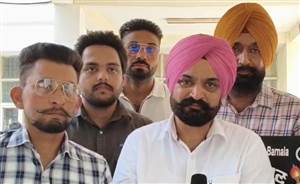 ਵਕੀਲਾਂ ਵੱਲੋਂ ਐੱਲਏਡੀਸੀ ਨੀਤੀ ਦੇ ਵਿਰੋਧ ’ਚ ਹੜਤਾਲ ਦੂਸਰੇ ਦਿਨ ਵੀ ਜਾਰੀ, ਕੰਮਕਾਜ ਰਿਹਾ ਠੱਪ
