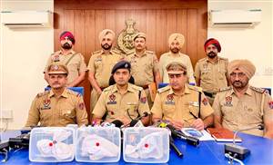 ਨਵਾਂਸ਼ਹਿਰ 'ਚ ਐਨਕਾਊਂਟਰ: ਪੁਲਿਸ ਅਤੇ ਸ਼ੂਟਰਾਂ ਵਿਚਾਲੇ ਚੱਲੀਆਂ ਗੋਲੀਆਂ, ਇਕ ਪੁਲਿਸ ਮੁਲਾਜ਼ਮ ਤੇ ਦੋ ਸ਼ੂਟਰ ਗੰਭੀਰ ਜ਼ਖ਼ਮੀ
