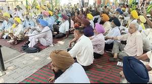 ਕਲਮ ਛੋੜ ਹੜਤਾਲ ਦੌਰਾਨ ਡੀਸੀ ਦਫ਼ਤਰ ’ਚ ਰੋਸ ਰੈਲੀ