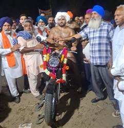 ਗੁੱਗਾ ਜਾਹਿਰ ਵੀਰ ਨੂੰ ਸਮਰਪਿਤ ਸਾਲਾਨਾ ਛਿੰਝ ਮੇਲਾ ਕਰਵਾਇਆ