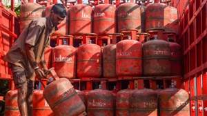 LPG ਸਿਲੰਡਰ ਖਪਤਕਾਰਾਂ ਲਈ ਵੱਡੀ ਖ਼ਬਰ: ਹੁਣ 45 ਨਹੀਂ, 25 ਦਿਨਾਂ 'ਚ ਬੁੱਕ ਹੋਵੇਗਾ ਰਸੋਈ ਗੈਸ ਸਿਲੰਡਰ, ਨਵੇਂ ਨਿਯਮ ਹੋਏ ਲਾਗੂ