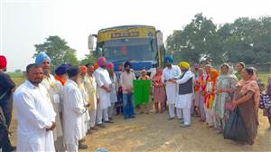 ਪਿੰਡ ਮਲਕਪੁਰ ਦੀ ਸੰਗਤ ਸ੍ਰੀ ਅਨੰਦਪੁਰ ਸਾਹਿਬ, ਸ੍ਰੀ ਕੀਰਤਪੁਰ ਸਾਹਿਬ ਤੇ ਸ੍ਰੀ ਨੈਣਾ ਦੇਵੀ ਧਾਮ ਦੇ ਕਰੇਗੀ ਦਰਸ਼ਨ