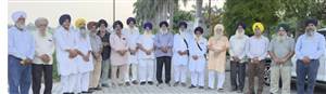 ਗੁਰੂਘਰਾਂ ’ਚ ਪਰਵਾਸੀਆਂ ਨੂੰ ਤਰਜੀਹ ਦੇਣ ਤੋਂ ਕੀਤਾ ਜਾਵੇ ਗੁਰੇਜ਼