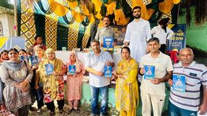 ਸ਼ਮਸ਼ੇਰ ਸਿੰਘ ਨੇ ਵੰਡੇ 10 ਲੱਖ ਰੁਪਏ ਤੱਕ ਦੇ ਡਿਜੀਟਲ ਸਿਹਤ ਬੀਮਾ ਕਾਰਡ