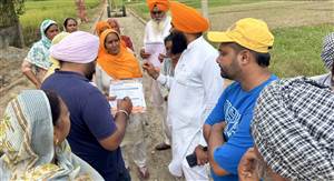 ਅਕਾਲੀ ਦਲ ਦੀ ਡੋਰ ਟੂ ਡੋਰ ਮੁਹਿੰਮ ਤਹਿਤ ਬਲਜੀਤ ਸਿੰਘ ਭੁੱਟਾ ਨੇ ਲੋਕਾਂ ਨੂੰ ਕੀਤਾ ਜਾਗਰੂਕ