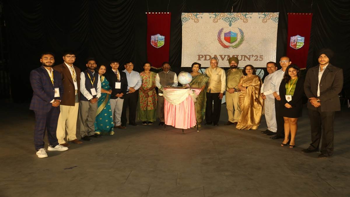 ਵਾਤਾਵਰਨ ਬਚਾਉਣ ਵੱਲ ਧਿਆਨ ਦੇਣਾ ਚਾਹੀਦੈ : ਗਾਓਂਕਰ