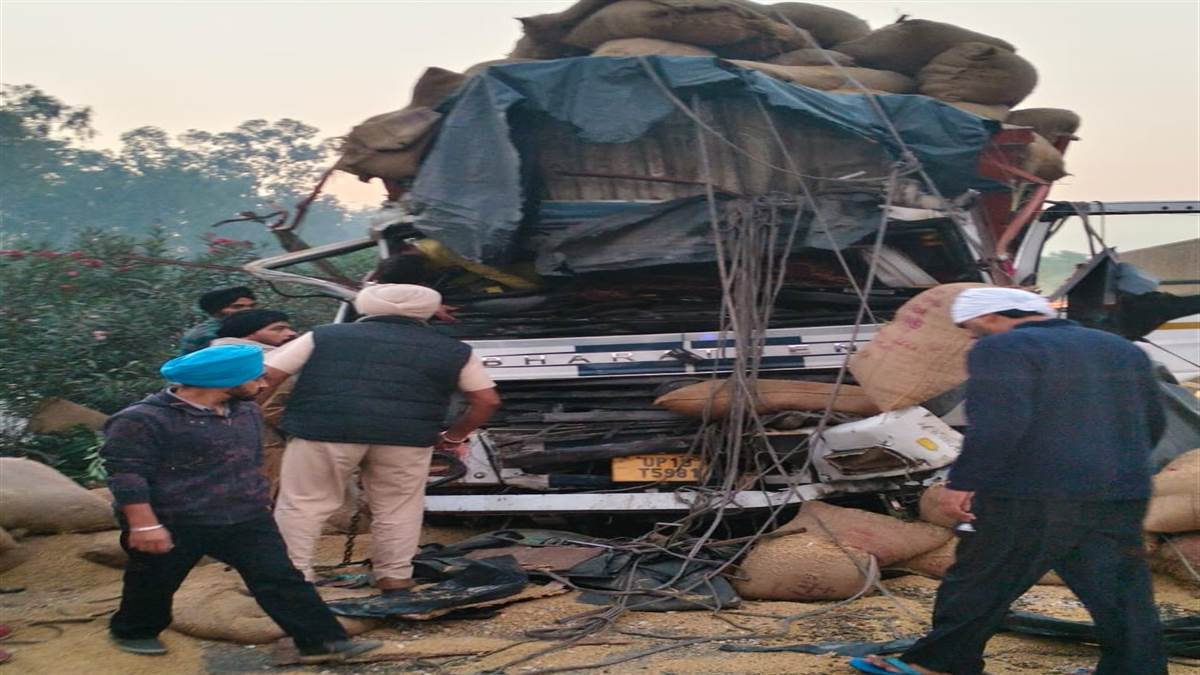 Road Accident : ਦੋਰਾਹੇ ਨੇੜੇ ਭਿਆਨਕ ਸੜਕ ਹਾਦਸਾ, ਟਿੱਪਰ ਟਰਾਲੇ ਨਾਲ ਟਕਰਾਇਆ, 2 ਦੀ ਮੌਤ