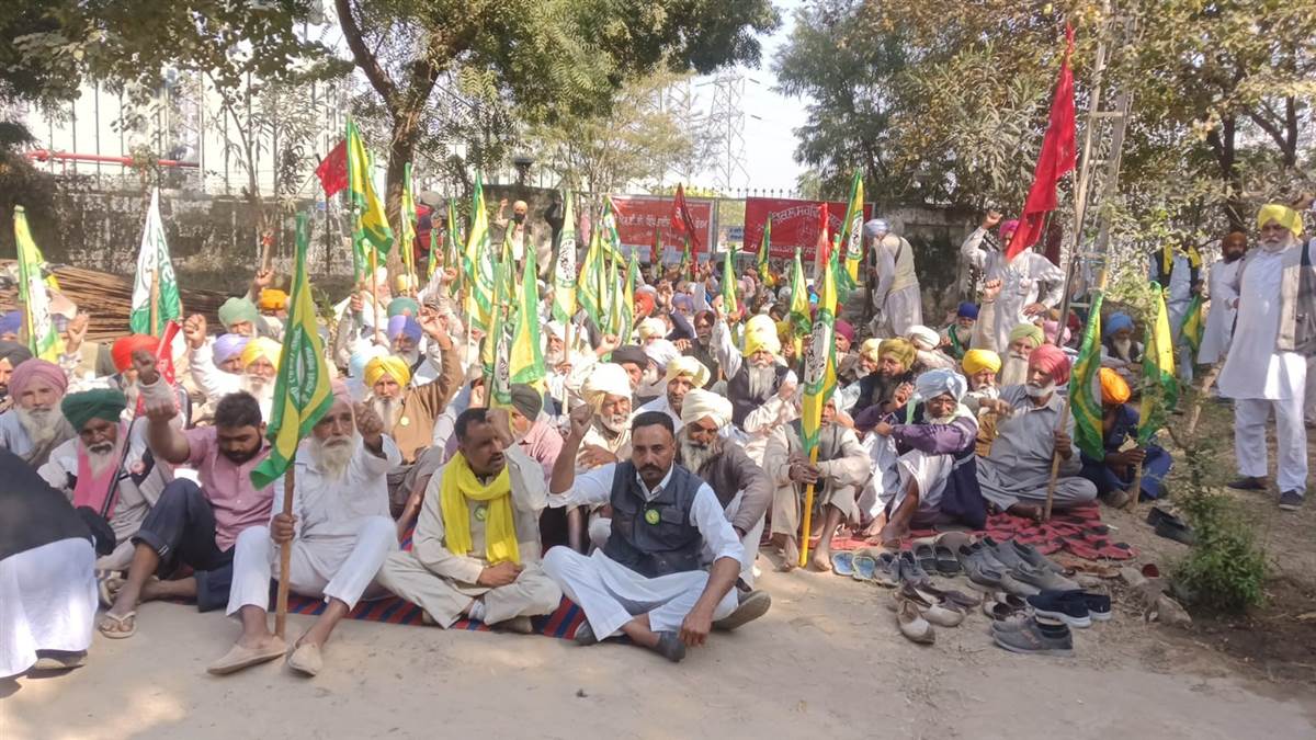 ਬਿਜਲੀ ਸੋਧ ਬਿਲ ਤੇ ਸੀਡ ਬਿੱਲਾਂ ਦੀਆਂ ਸਾੜੀਆਂ ਕਾਪੀਆਂ