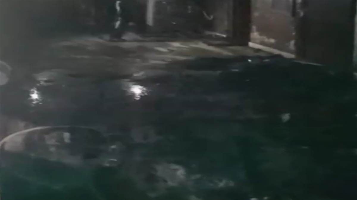 ਮੰਦਿਰ ’ਚ ਜਲ ਰਹੀ ਜੋਤ ਕਾਰਨ ਘਰ ’ਚ ਲੱਗੀ ਅੱਗ