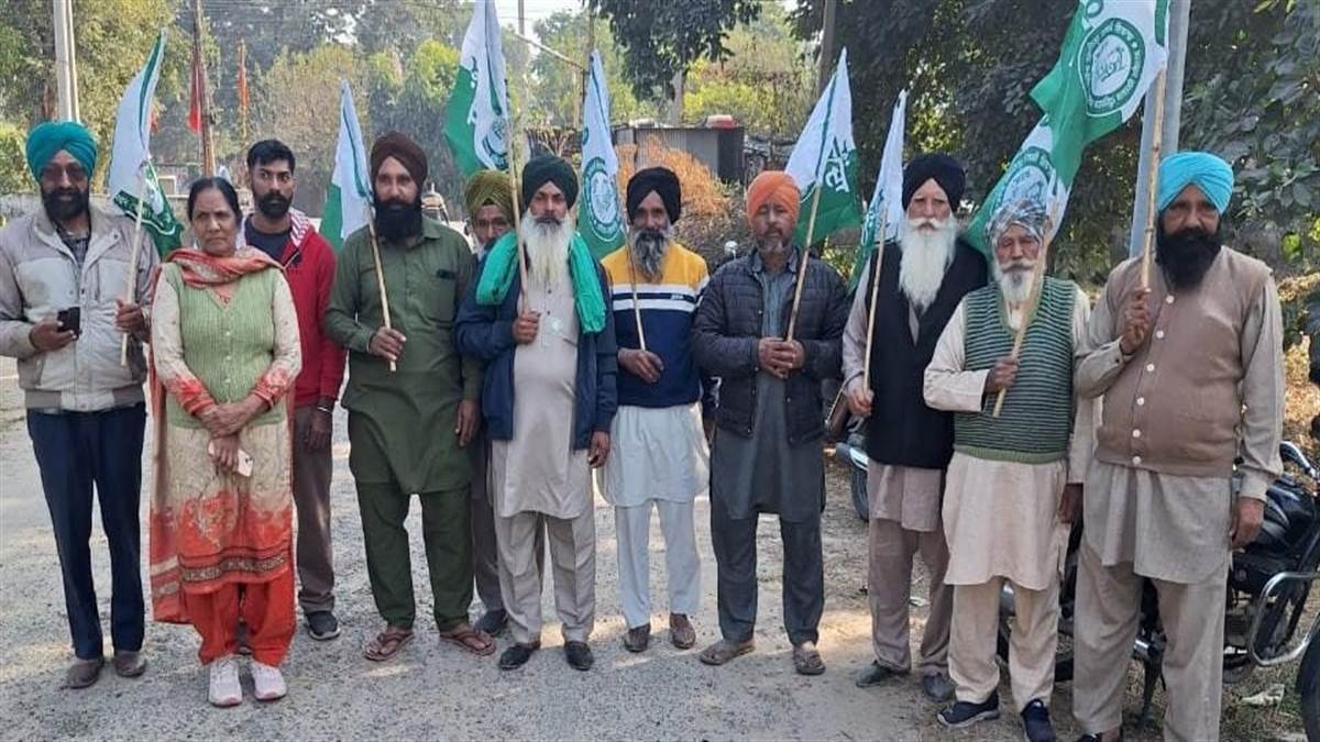 ਲਲਤੋਂ ਬਿਜਲੀ ਦਫ਼ਤਰ ਅੱਗੇ ਧਰਨਾ ਲਗਾਇਆ