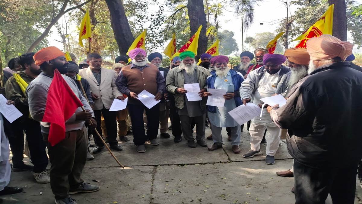 ਕਿਰਤੀ ਕਿਸਾਨ ਯੂਨੀਅਨ ਨੇ ਬਿਜਲੀ ਬਿੱਲ ਦੀਆਂ ਕਾਪੀਆਂ ਸਾੜੀਆਂ